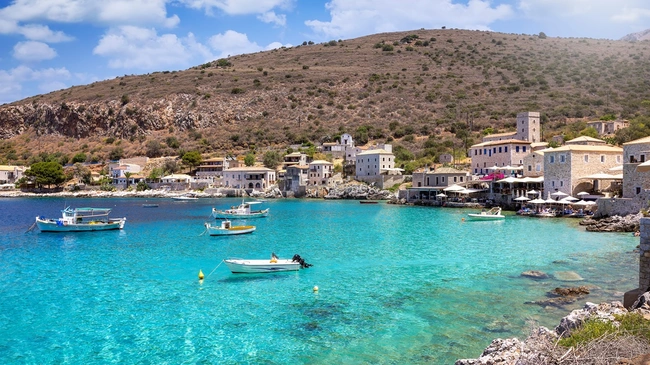 χωριο λιμενι μανη