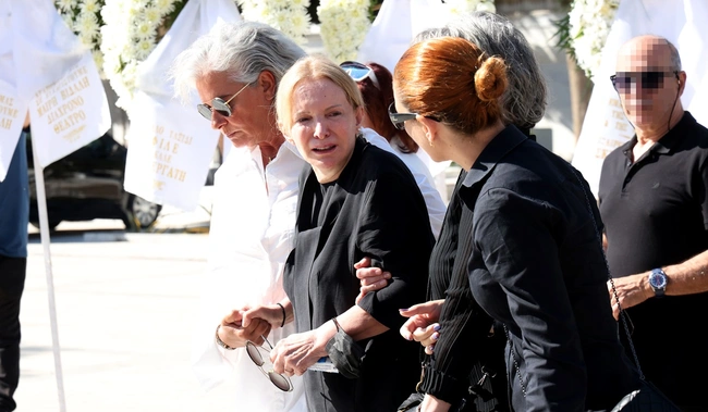 γιουλη ζηκου