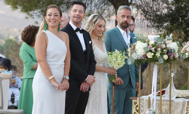 Gamos Apostolou Rouva