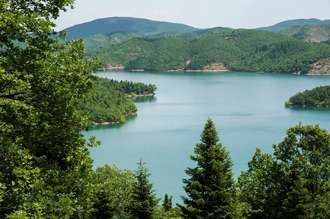 Η λίμνη Πλαστήρα στην καρδιά της Ελλάδας