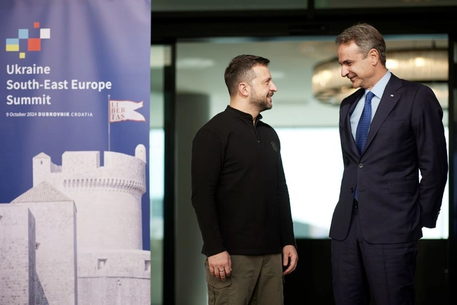 Ο Κυριάκος Μητσοτάκης και ο Βολοντίμιρ Ζελένσκι