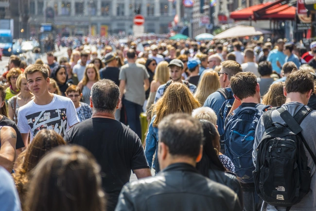 Damrak Street, Αμστερντάμ.