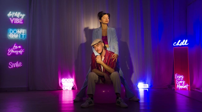 Παράσταση Εκτός Τόνου