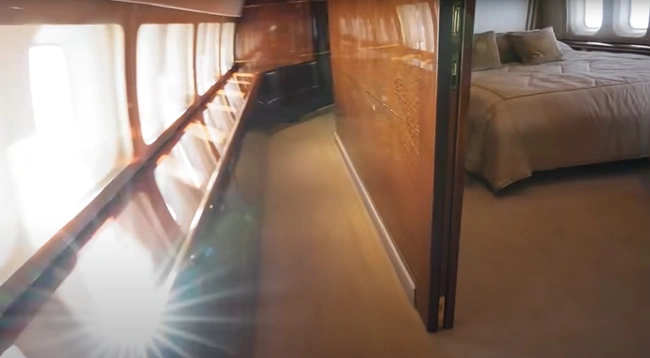 Μέσα στο αεροσκάφος του Ντόναλντ Τραμπ