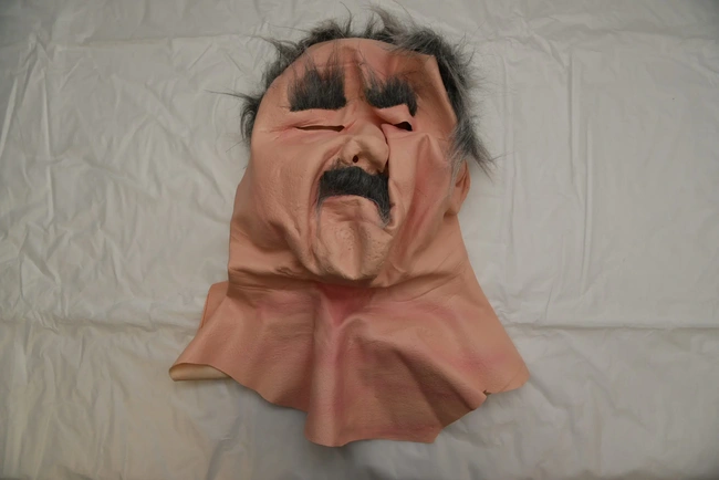 Περούκες στους Αμπελόκηπους