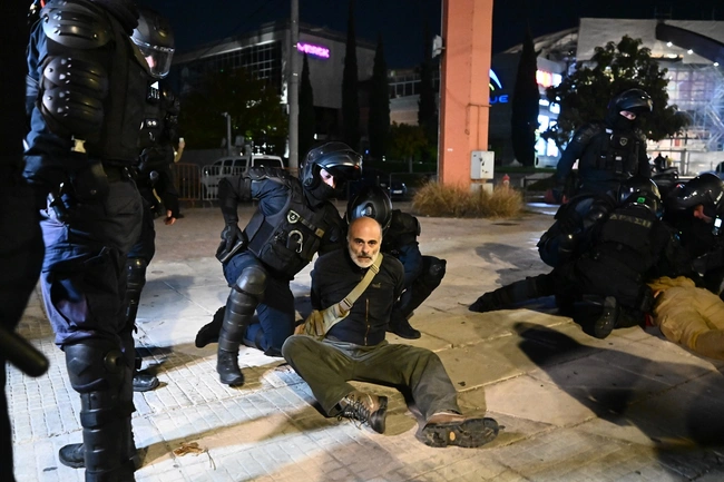 πυροσβεστεσ