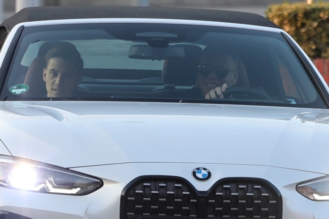 λευκη bmw κωνσταντελια