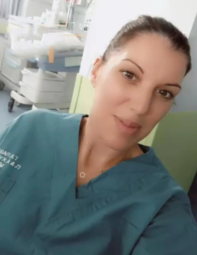 Σταυρούλα Δεκούλου, Νοσηλεύτρια