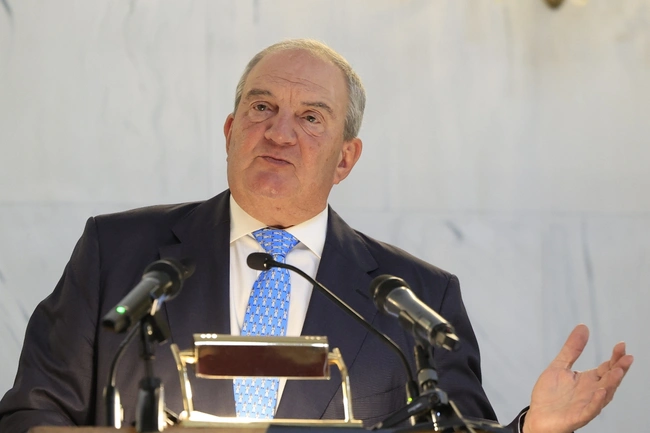 καραμανλης