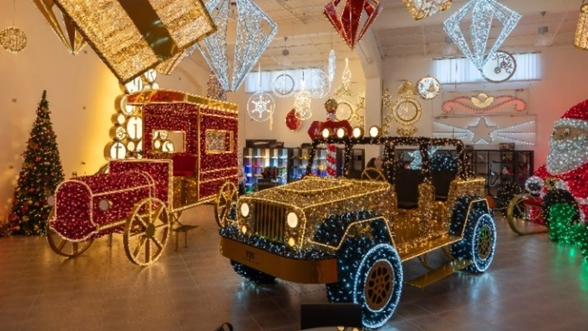 Οι δημιουργίες του κ. Παλαιοχωρινού