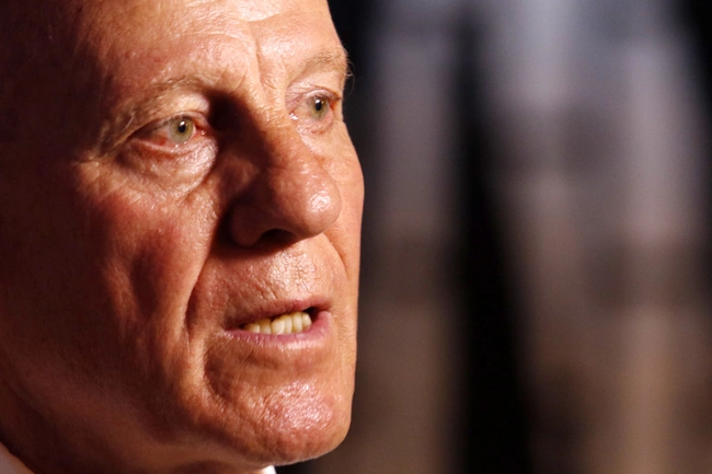 Ο Μίμης Δομάζος