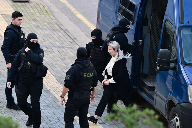 δίκη βιτριόλι Έφη Κακαράντζουλα