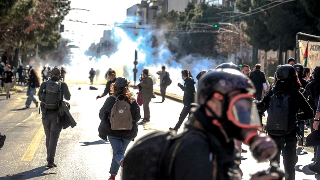 Ημέρα της Γυναίκας: Ένταση στην πορεία