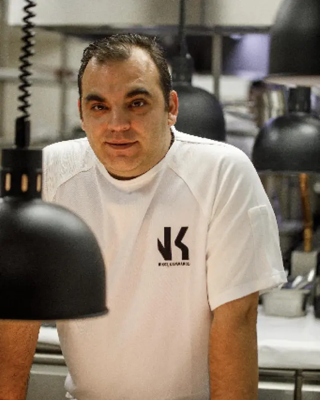 Νίκος Καραθάνος