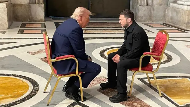 Συνάντηση Ντόναλντ Τραμπ με Βολοντίμιρ Ζελένσκι στο Βατικανό
