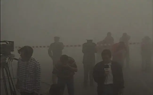 κατεδαφιση κτιριου αθήνα 1995