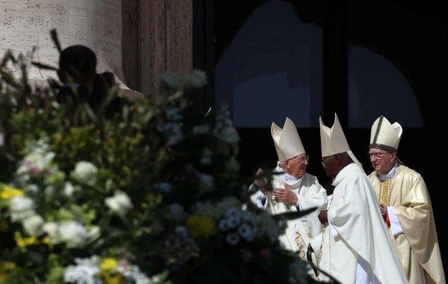 Καρδινάλιοι στο Βατικανό