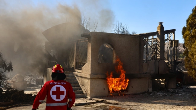 Φωτιά Παλαιά Φώκαια