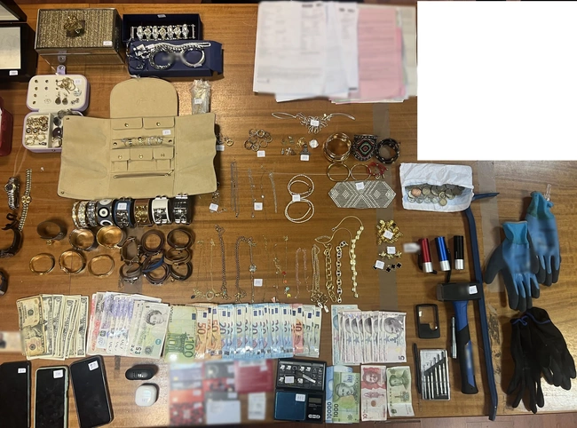 Τα κλοπιμαία από τη συμμορία στην Αττική