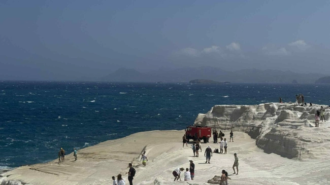 μήλος-σαρακήνικο