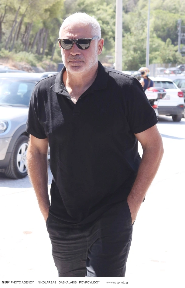 Αντώνης Νικοπολίδης