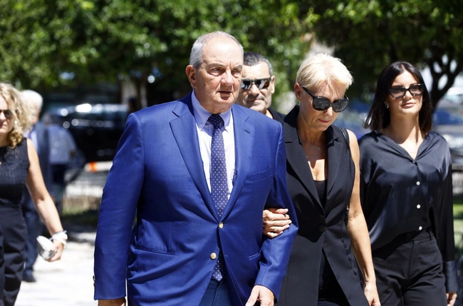 Κηδεία Λένας Σαμαρά