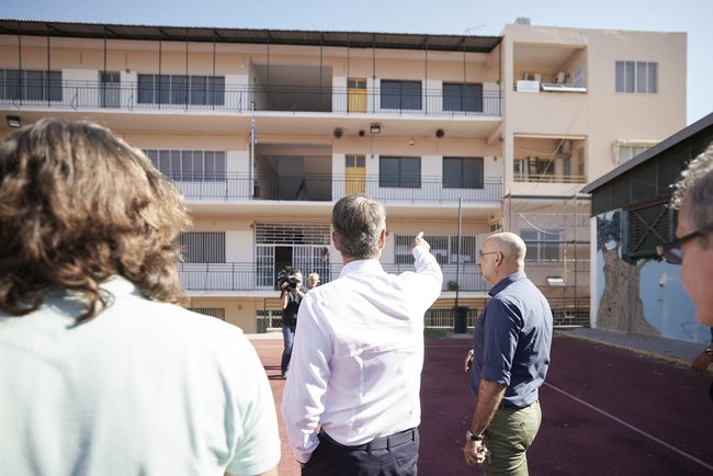 Επίσκεψη Κυριάκου Μητσοτάκη στο 3ο Γυμνάσιο Ζωγράφου