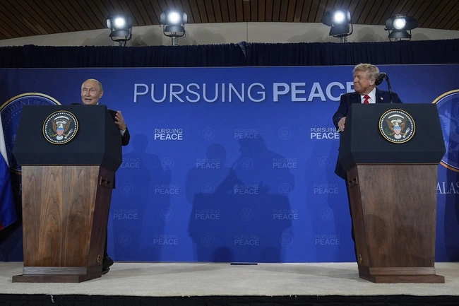 Τραμπ Πούτιν Αλάσκα