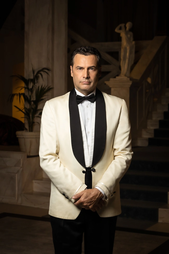 Grand Hotel Διονύσης Γουσέτης Παναγιώτης Μπουγιούρης