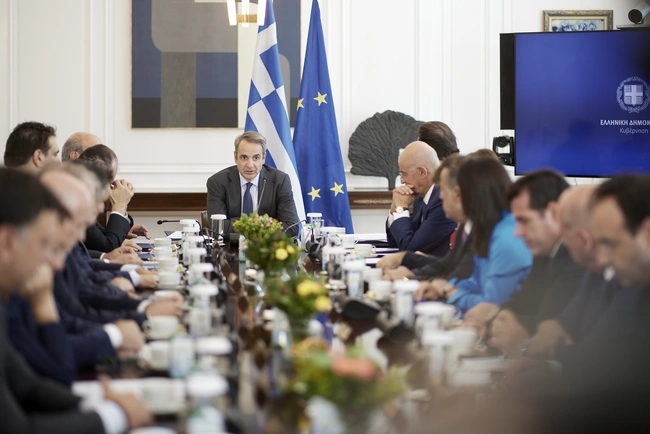 Ο Κυριάκος Μητσοτάκης στο υπουργικό συμβούλιο