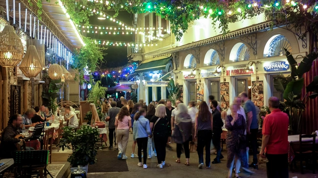 Τα 10 σημεία στην Αθήνα που όλοι φωτογραφίζουν Ψυρρή