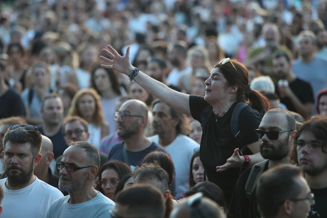 Ένταση στη Θεσσαλονίκη για τα Τέμπη