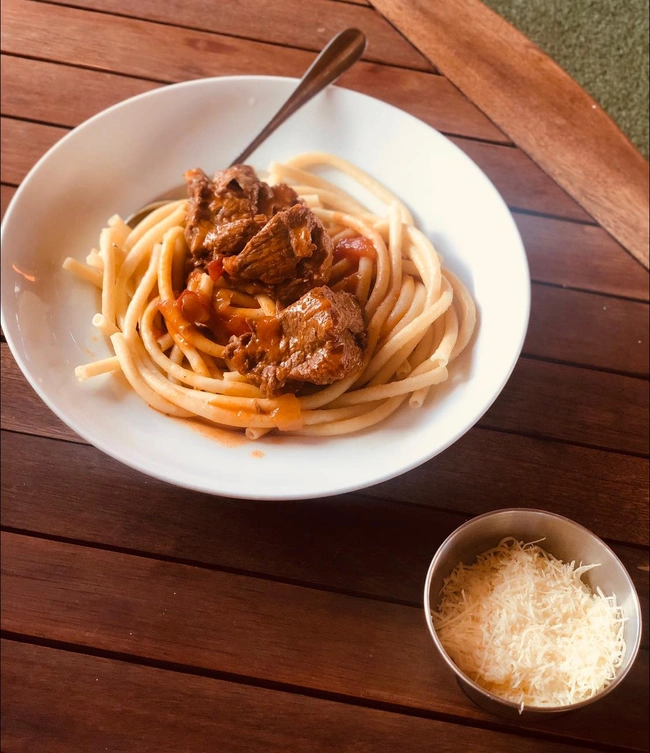 κρητικοπούλα μακαρούνες 