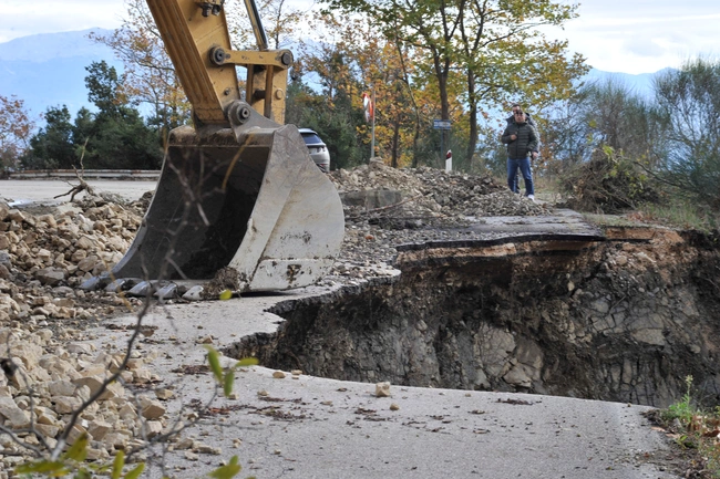 Kαταστροφές από την κακοκαιρία στα Τζουμέρκα