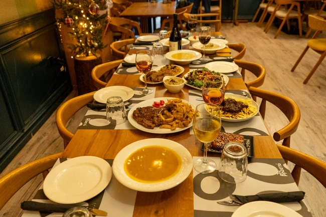 Τα πιάτα του Βραστού