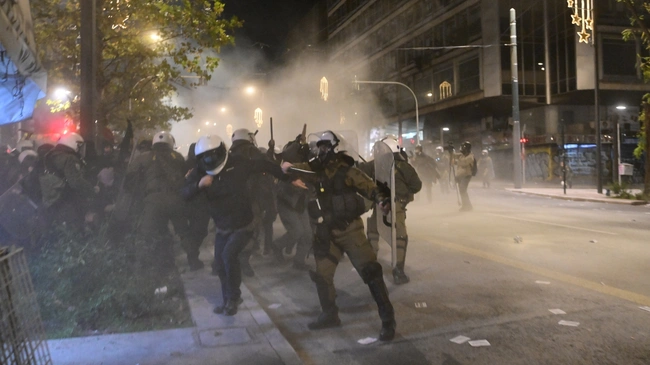 επεισόδια-πορεια-γρηγοροπουλος