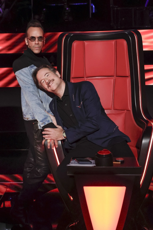 Ο Κωστής Μαραβέγιας και ο Πάνος Μουζουράκης