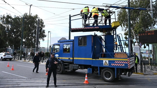 τρόλει-ξηλωμα-πειραιας