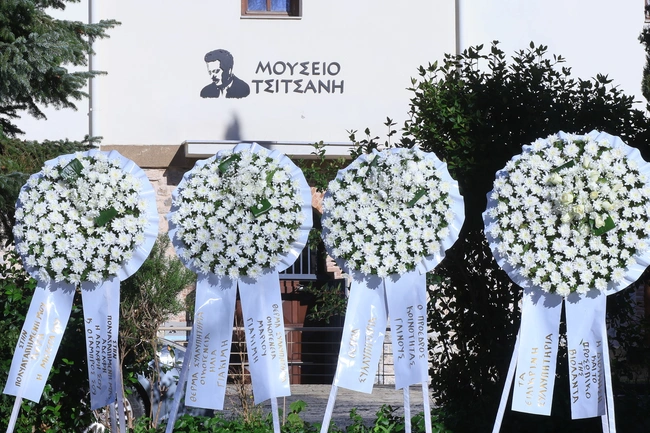 Η κηδεία της 45χρονης Ελένης που σκοτώθηκε στη Βιολάντα