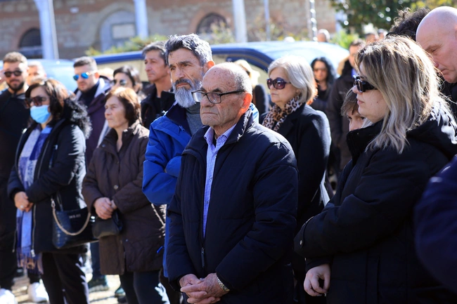Η κηδεία της 45χρονης Ελένης που σκοτώθηκε στη Βιολάντα