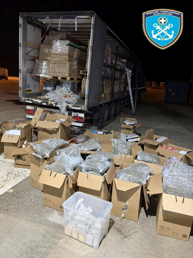 Κατάσχεση μεγάλης ποσότητας ναρκωτικών από το Λιμενικό