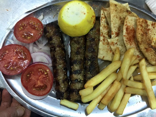 το σουβλάκι της Λίλας 