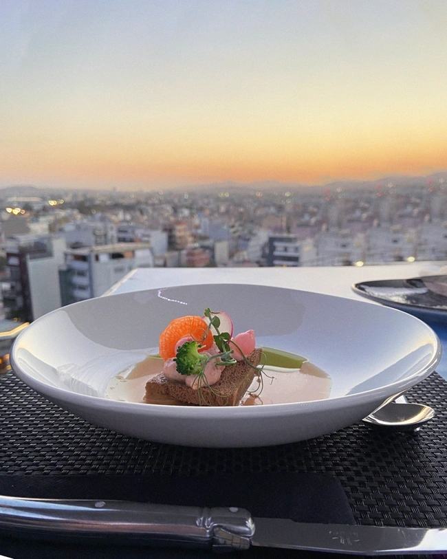 dinner in the sky