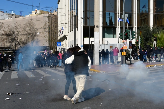 επεισόδια Σύνταγμα