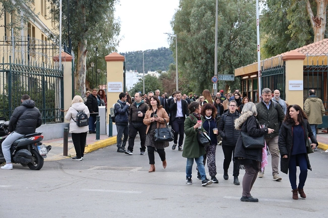 Εκκένωση της Ευελπίδων