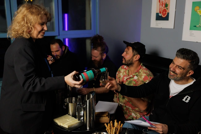 δοκιμή σερβίρισμα 