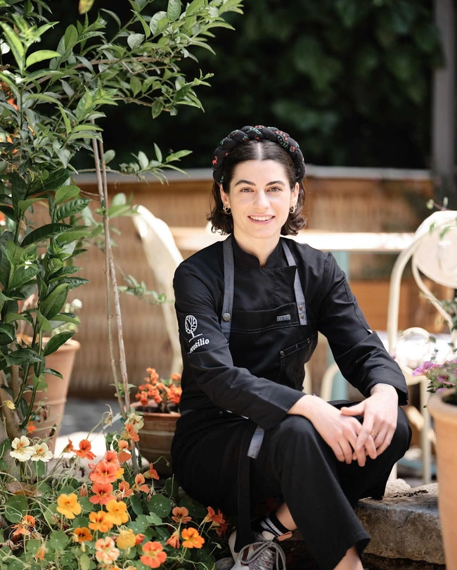 Κρίστυ Καραγεώργου 