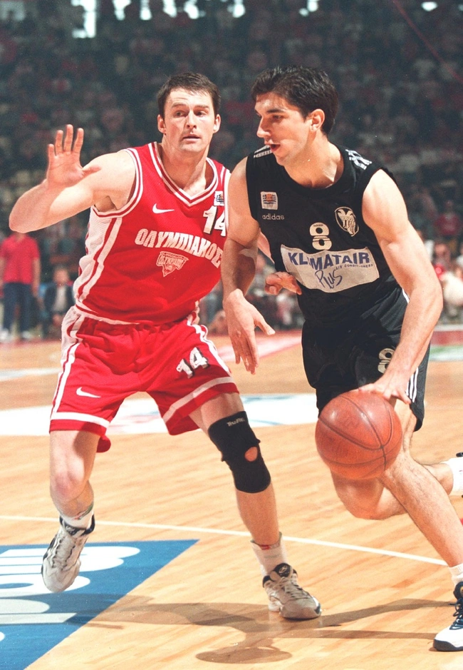 Καρνισόβας Στογιάκοβιτς