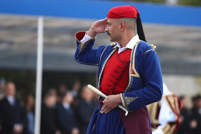 Στρατιωτική παρέλαση