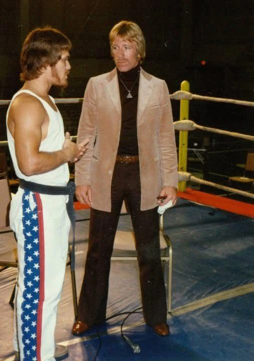 τσακ νορις και ελληνας